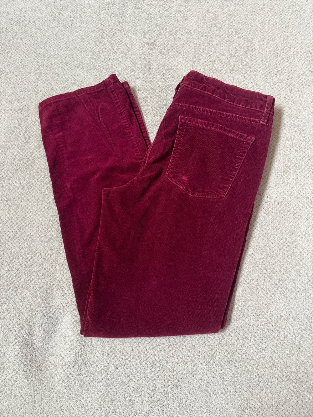 Bandolino Mandie Women’s Size 6 Burgundy Mid Rise Straight Leg Corduroy Pants